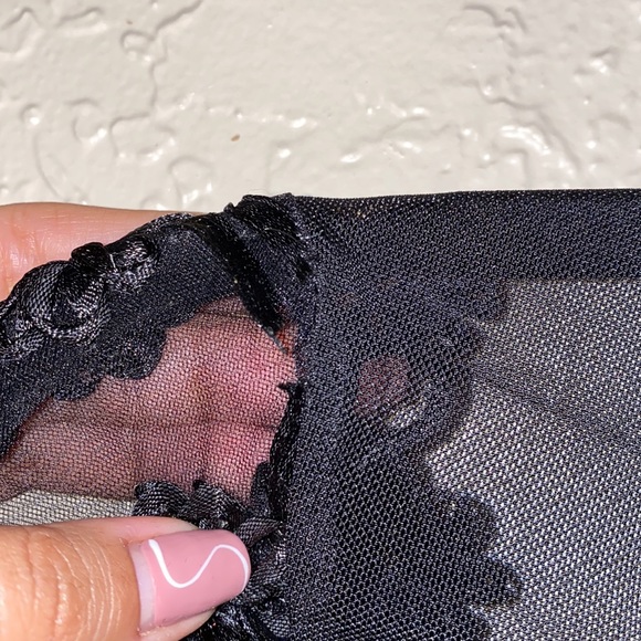 Festival Lace Crop top - Picture 7 of 9